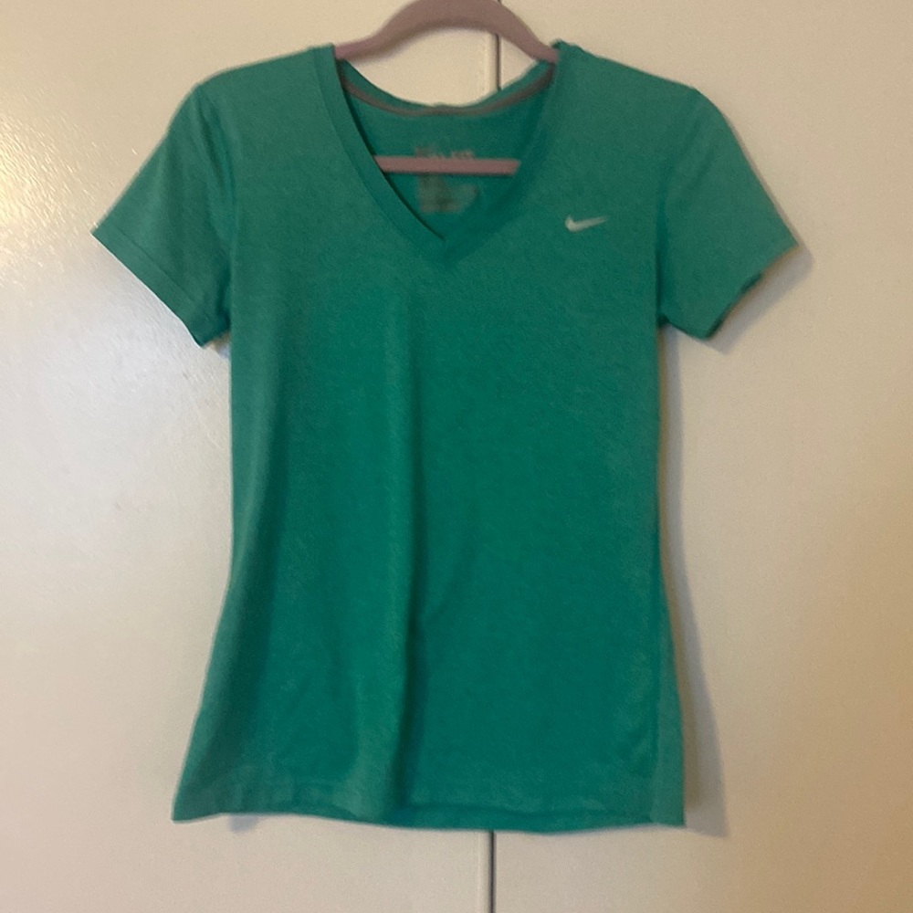 Nike womens dry fit workout tshirt